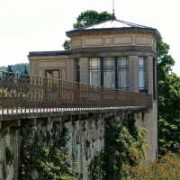 L1390555